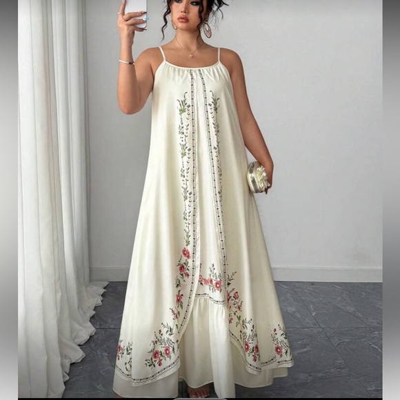 Boho Plus Floral Print Tropical Cami Maxi Dress - Picture 4 of 6